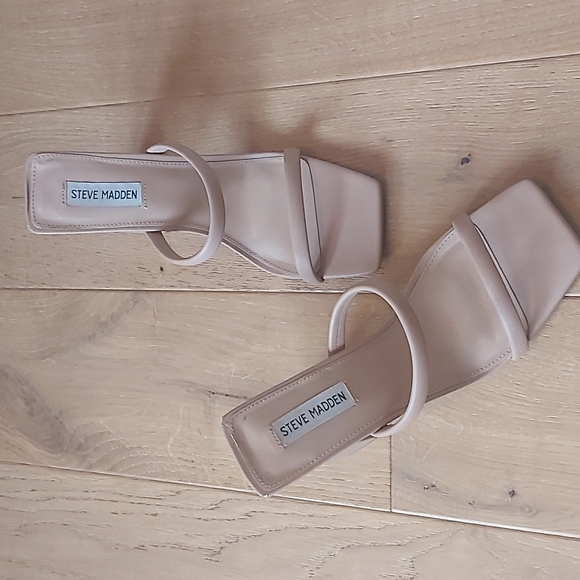 Steve Madden Blake Shoes - Picture 6 of 7